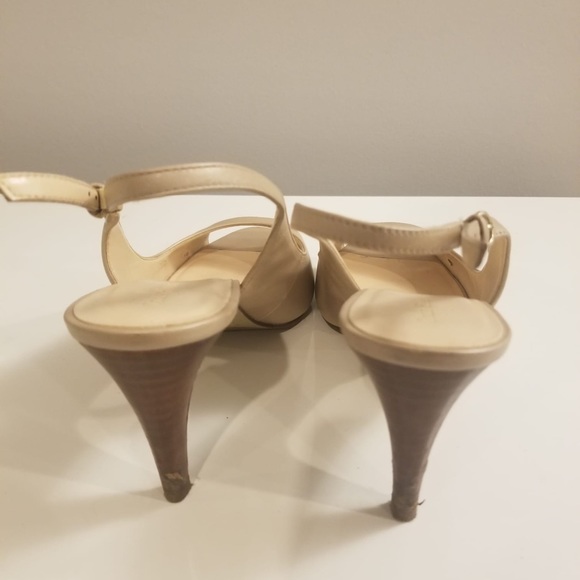 Cole Hann Heels - Picture 3 of 4